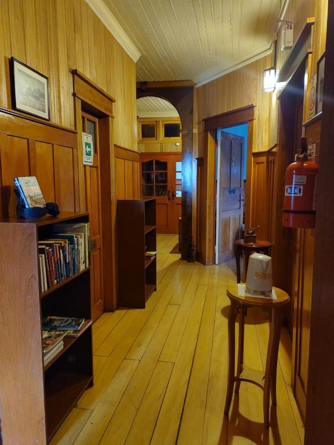 Hostal Casa Florencia ปูแอร์โตบารัส ภายนอก รูปภาพ