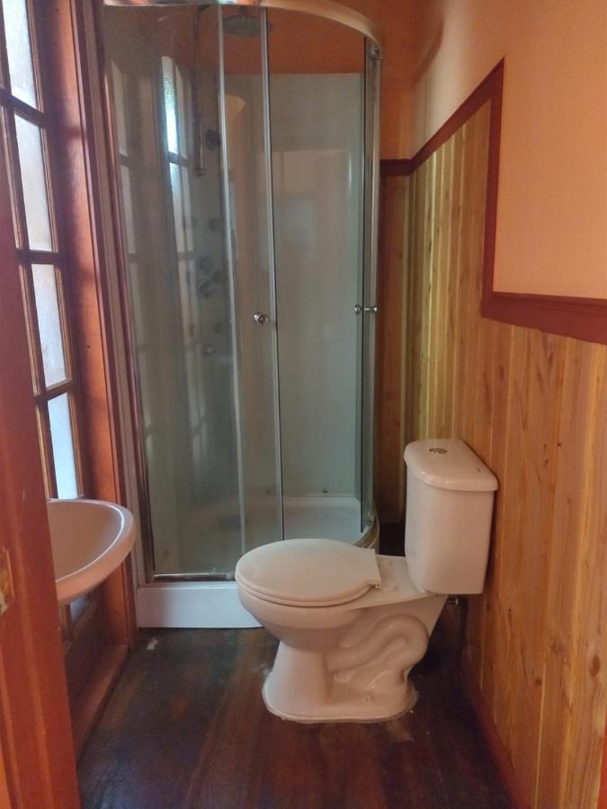 Hostal Casa Florencia ปูแอร์โตบารัส ภายนอก รูปภาพ