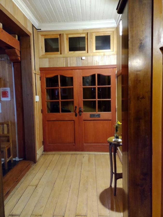 Hostal Casa Florencia ปูแอร์โตบารัส ภายนอก รูปภาพ