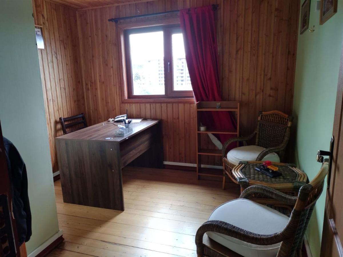 Hostal Casa Florencia ปูแอร์โตบารัส ภายนอก รูปภาพ