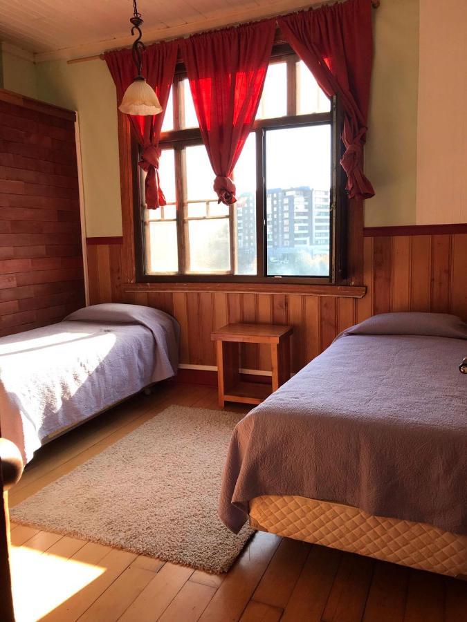 Hostal Casa Florencia ปูแอร์โตบารัส ภายนอก รูปภาพ